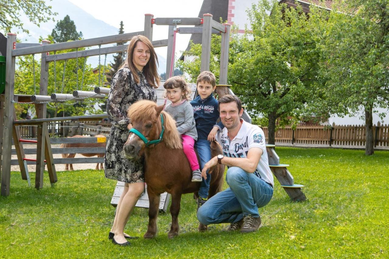 Готель Brixnerhof Im Zillertal Шліттерс Екстер'єр фото