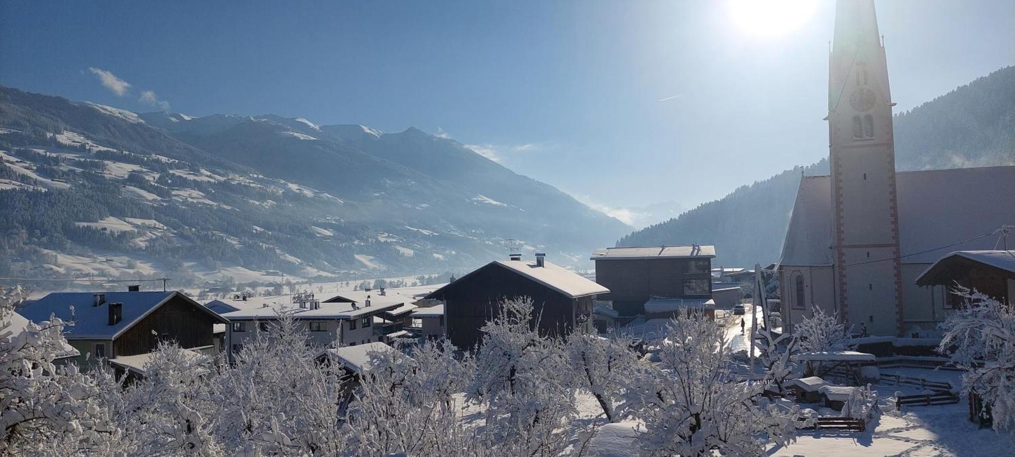 Готель Brixnerhof Im Zillertal Шліттерс Екстер'єр фото