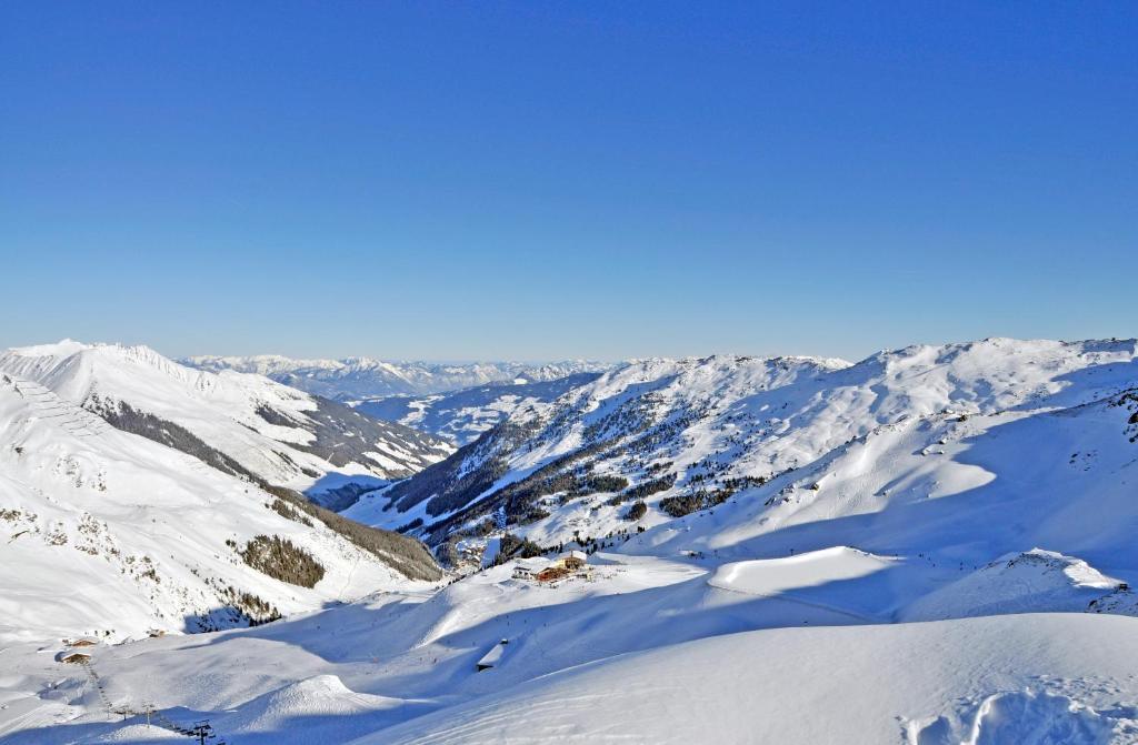 Готель Brixnerhof Im Zillertal Шліттерс Екстер'єр фото