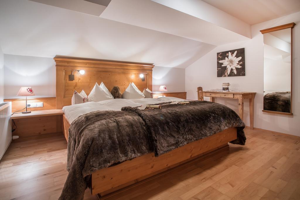 Готель Brixnerhof Im Zillertal Шліттерс Екстер'єр фото