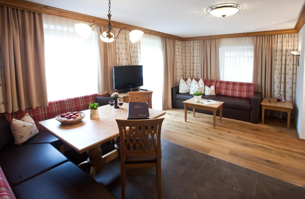 Готель Brixnerhof Im Zillertal Шліттерс Номер фото